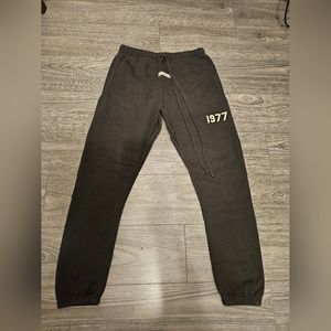Fear of God Essentials Sweatpants